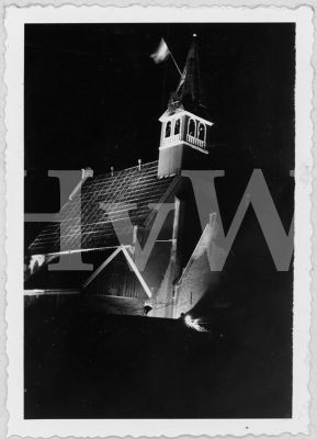 1953

450 Jarig bestaan van Wormerveer.

De kerk (PKN) op Noordeinde 21 verlicht vanwege het 450 jarig bestaan van Wormerveer 
Trefwoorden: Noordeinde PKN kerk 450