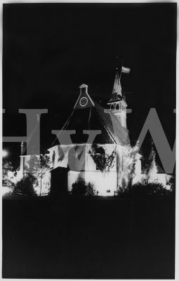 1953

450 Jarig bestaan van Wormerveer.

De kerk (PKN) op Noordeinde 21 verlicht vanwege het 450 jarig bestaan van Wormerveer 
Trefwoorden: Noordeinde kerk PKN 450